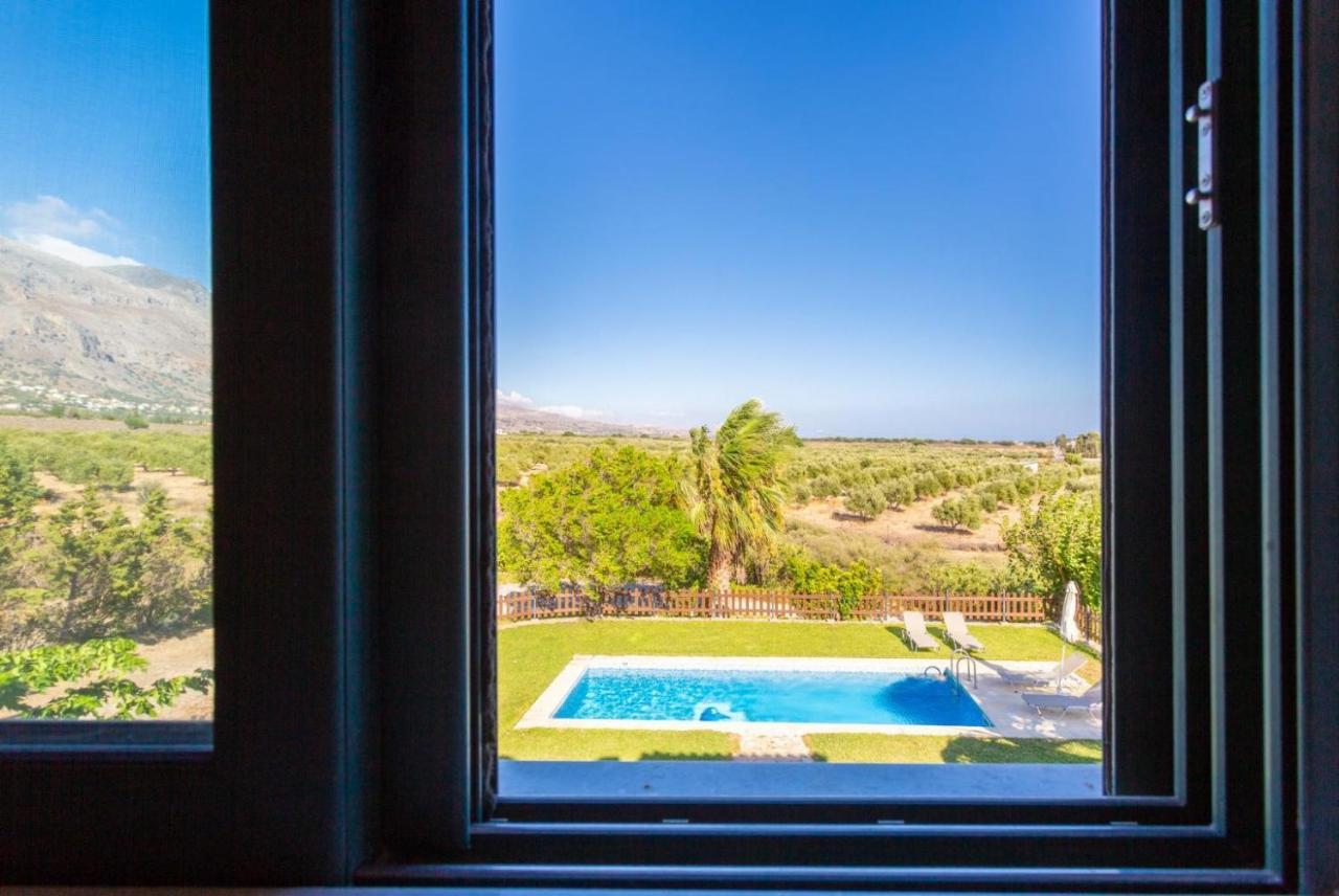 Spiros Beach Villa Frangokastello Eksteriør bilde