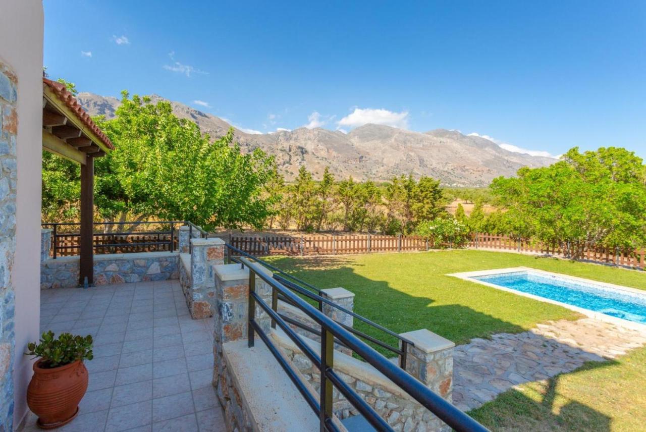 Spiros Beach Villa Frangokastello Eksteriør bilde